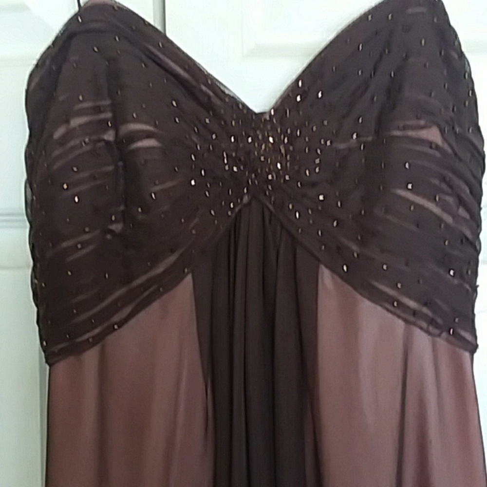 Dress - Picture 3 of 5